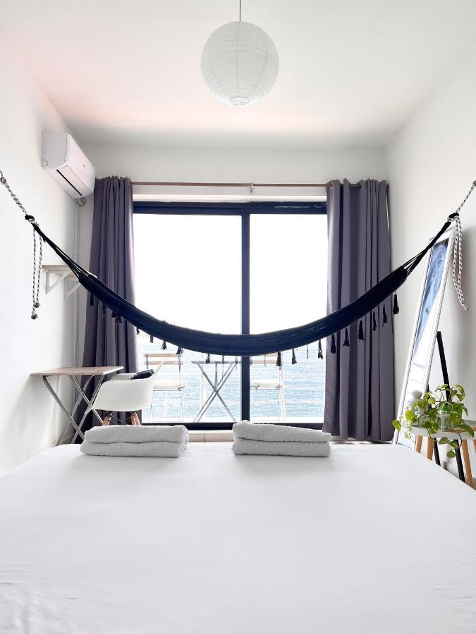 F8 1 Seaview Room, Living And Bathroom Shared , Stjulians Saint Julian's Dış mekan fotoğraf